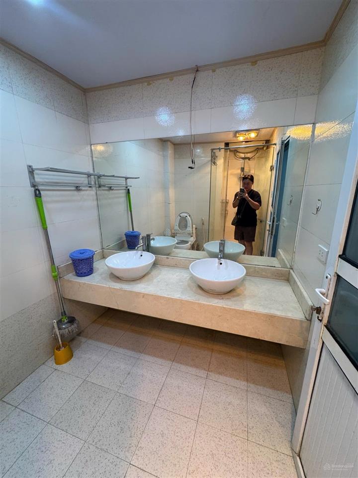 Cho thuê nhà đội cấn, nhà đẹp full đồ giá 9,9 triệu