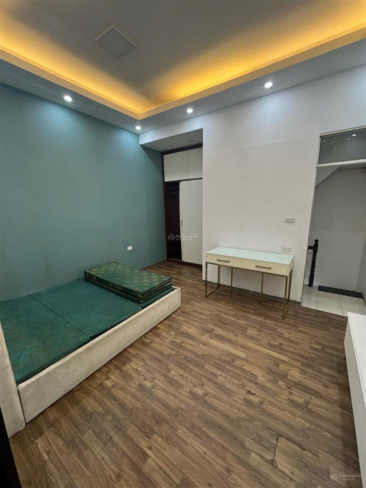 Cho thuê nhà đội cấn, nhà đẹp full đồ giá 9,9 triệu