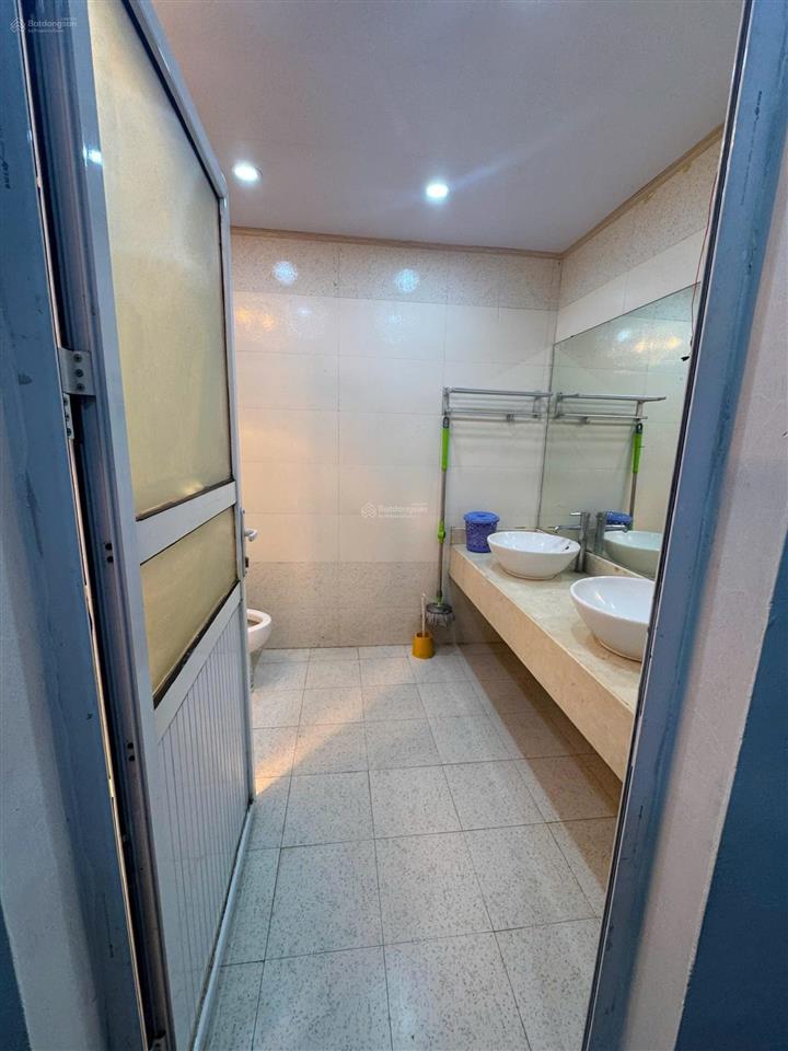 Cho thuê nhà đội cấn, nhà đẹp full đồ giá 9,9 triệu