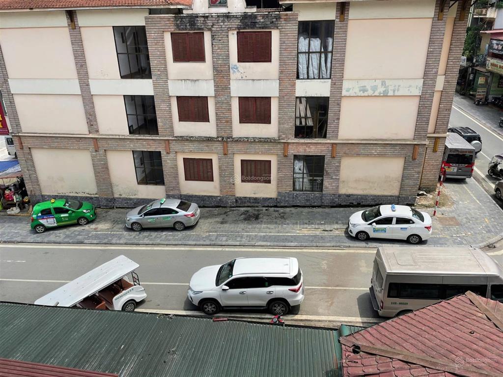 Bán tòa khách sạn cao cấp tại thành phố sapa 84 phòng doanh thu 500 triệu/tháng