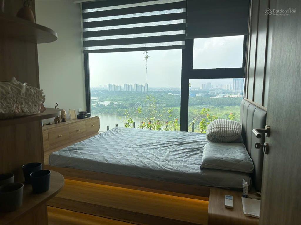 Cho thuê căn hộ 2pn tầng 16 landmark 2 ecopark full đồ chỉ xách vali vào ở 0985 245 ***