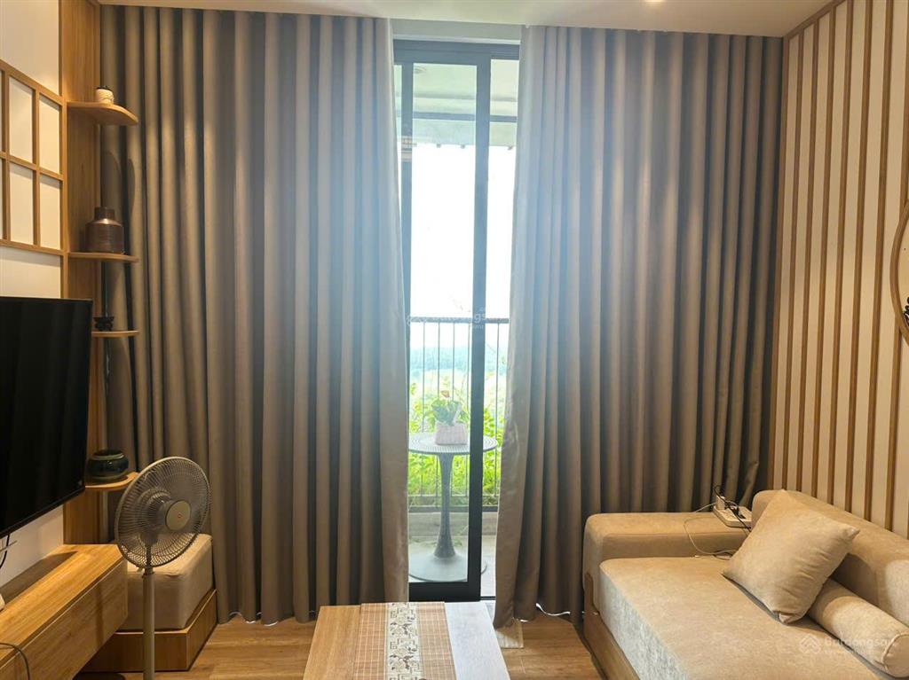 Cho thuê căn hộ 2pn tầng 16 landmark 2 ecopark full đồ chỉ xách vali vào ở 0985 245 ***