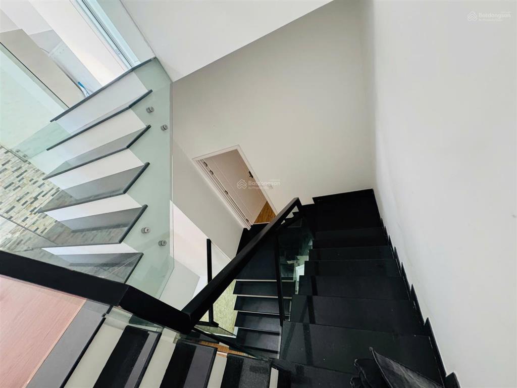 Bán nhà 3 tầng mặt tiền khu eurovilla 1sơn tràđà nẵng 0905 890 ***