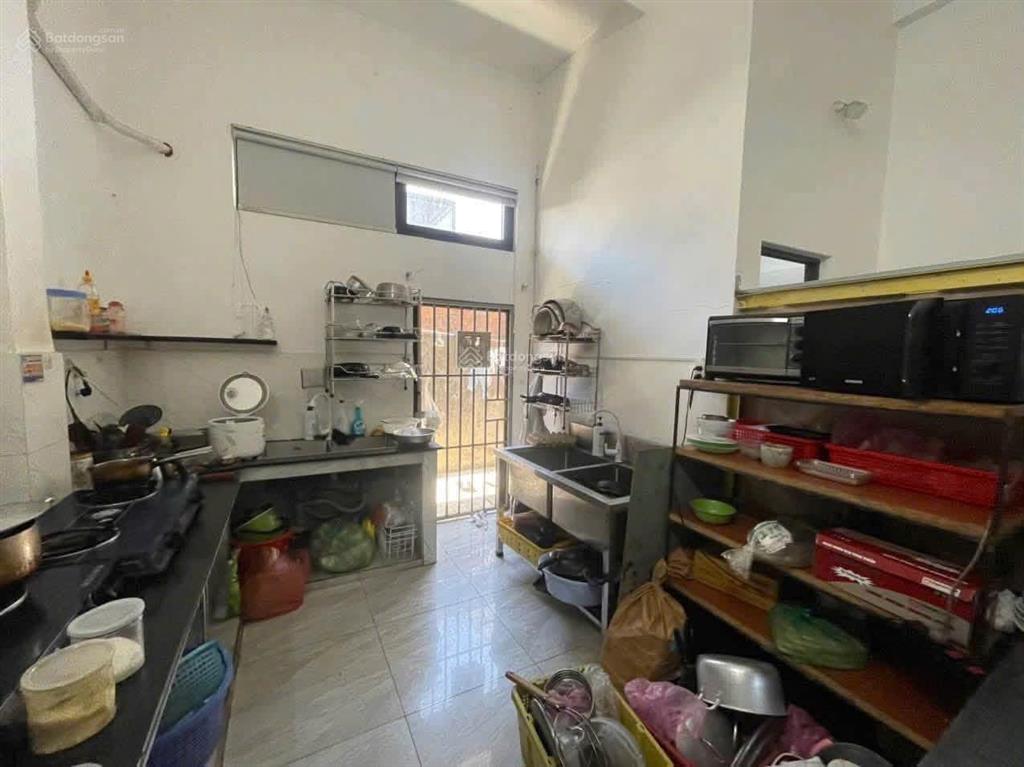 Bán nhà mặt tiền mai thúc lân  ngũ hành sơn  đà nẵng.  0905 890 ***
