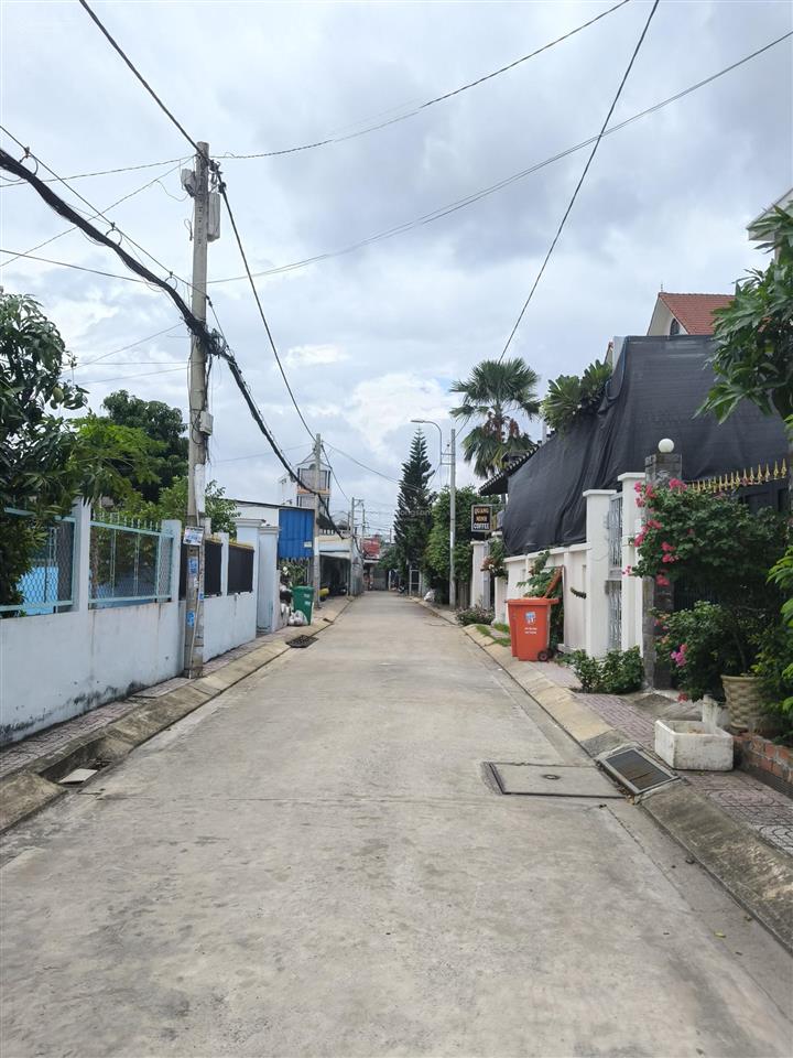 Chỉ 3,2 tỷ có nhà 2 tầng 64m2 ở phước kiển nhà bè, ( 0979 532 ***)