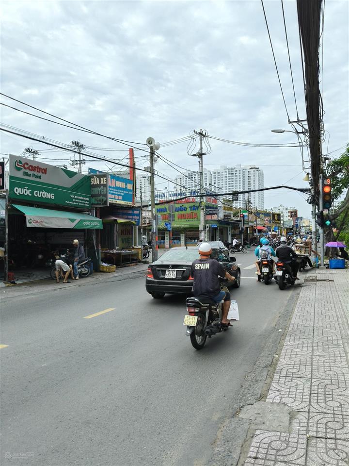 Giá cực tốt với chỉ 4,8 tỷ sở hữu mảnh đất 83m2 ở hẻm xe hơi lê văn lương nhà bè. ( 0979 532 ***)