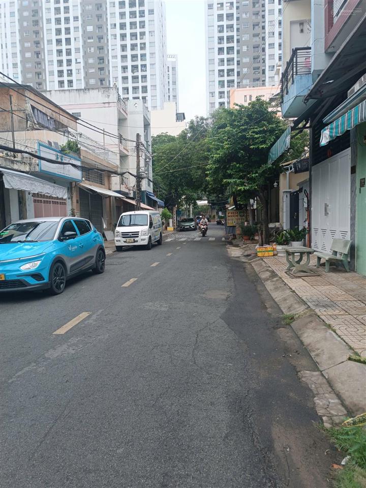 Bán nhà hẻm 10m tô hiệu, ngay chợ cây keo, dt 4,2x20, vuông vức!