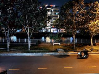 Ch 2pn 2wcban công, full nội thấtview trường sa phú nhuận