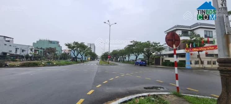 Chào bán lô 2 mặt tiền tại đường trần thánh tông, giá cực chất 16,5 tỷ,136m2 ngang 8m  0905 599 ***