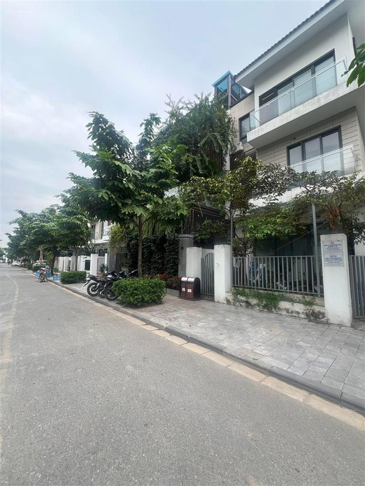 Chính chủ cho thuê nhà hoàn thiện ngay cạnh aeon mall hà đông.  0962 876 ***