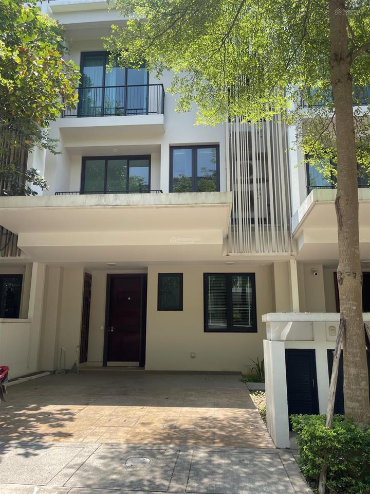 Cho thuê biệt thự park city, hà đông giá 22 triệu/tháng, hoàn thiện full.