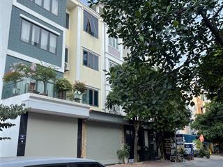Chính chủ cho thuê lâu dài liền kề kđt văn khê, hoàn thiện, 17 triệu/tháng. đã hoàn thiện.