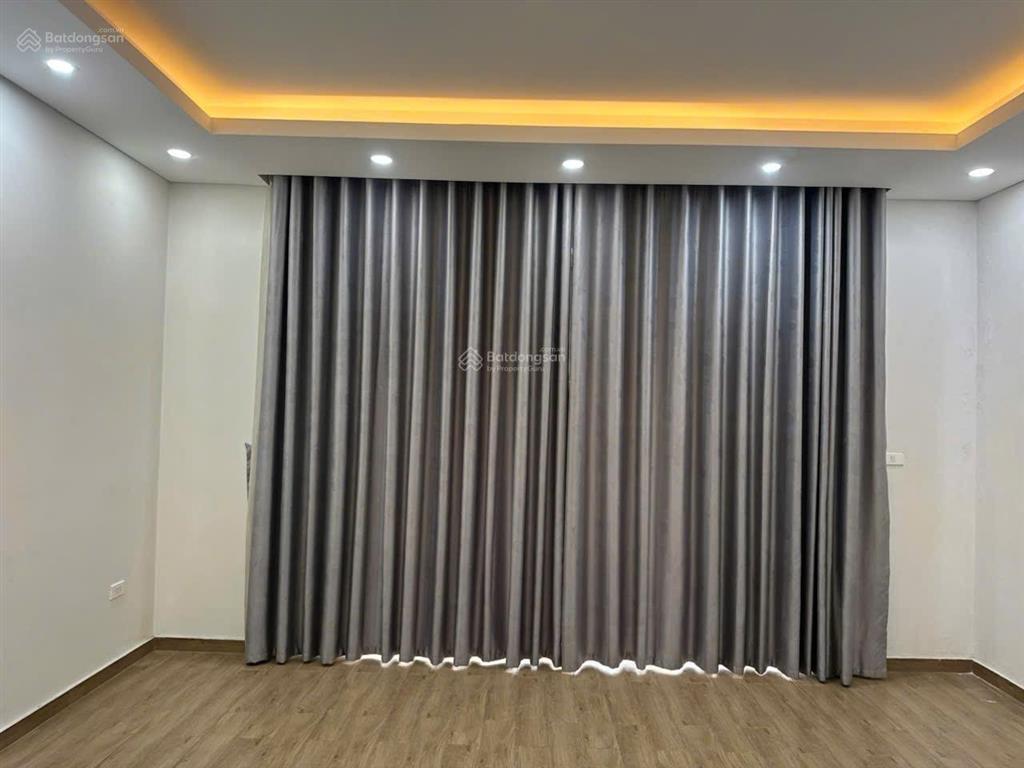 Cho thuê gấp căn bt/lk khu dương nội hoàn thiện có thang máy giá 25 triệu/tháng