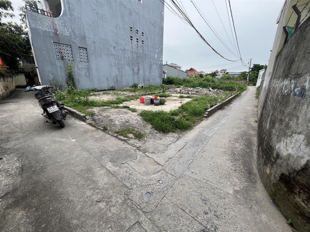 Bán 64,2m ngang 3,65m giá 1 tỷ 2 tại lý thánh tông, đồ sơn, hải phòng.  0888 312 ***