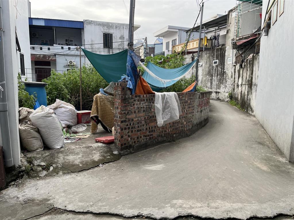 Cần bán nhanh lô 45m ngõ nguyễn hữu cầu thông ra chợ đình đoài đồ sơn. giá 650tr