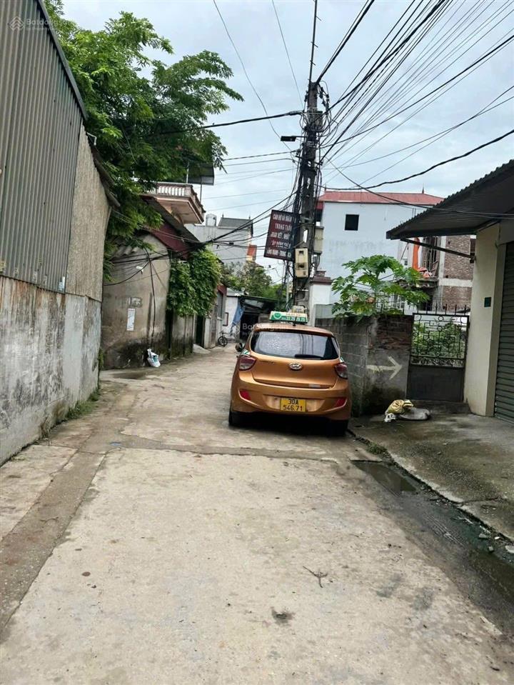 Trung thôn nhị khê 40m2 ngõ thông măth tiền 4m
