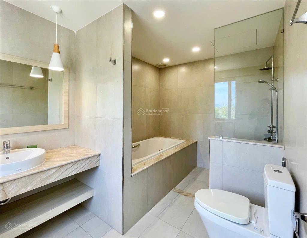 Bán nhà golden bay cam lâm, 7x183 tầng, 5pn  4wc chỉ 6.8tỷ full nội thất chuẩn khách sạn cho thuê