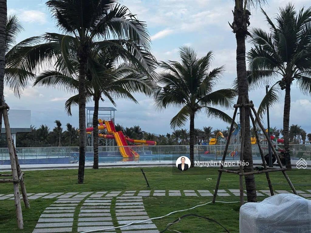 Bán căn hộ the arena cam ranh tòa sanda mặt biển chỉ 1.250 kí hợp đồng thuê 10 năm.  0946 753 ***