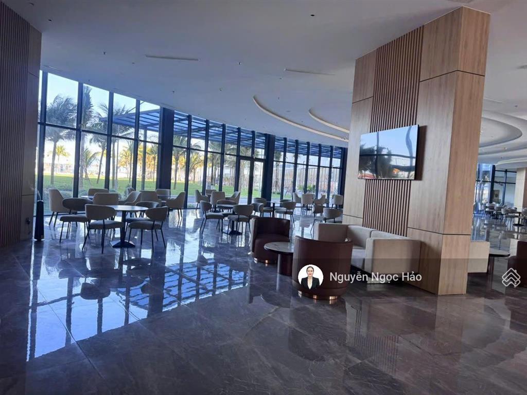 Bán căn hộ the arena cam ranh tòa sanda mặt biển chỉ 1.250 kí hợp đồng thuê 10 năm.  0946 753 ***