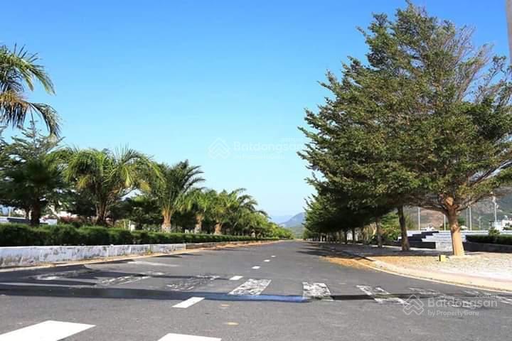 Nền golden bay d1723 (duy nhất dãy biệt thự hdmb) hướng biển đông nam giá 29,5tr/m2. 0946 753 ***