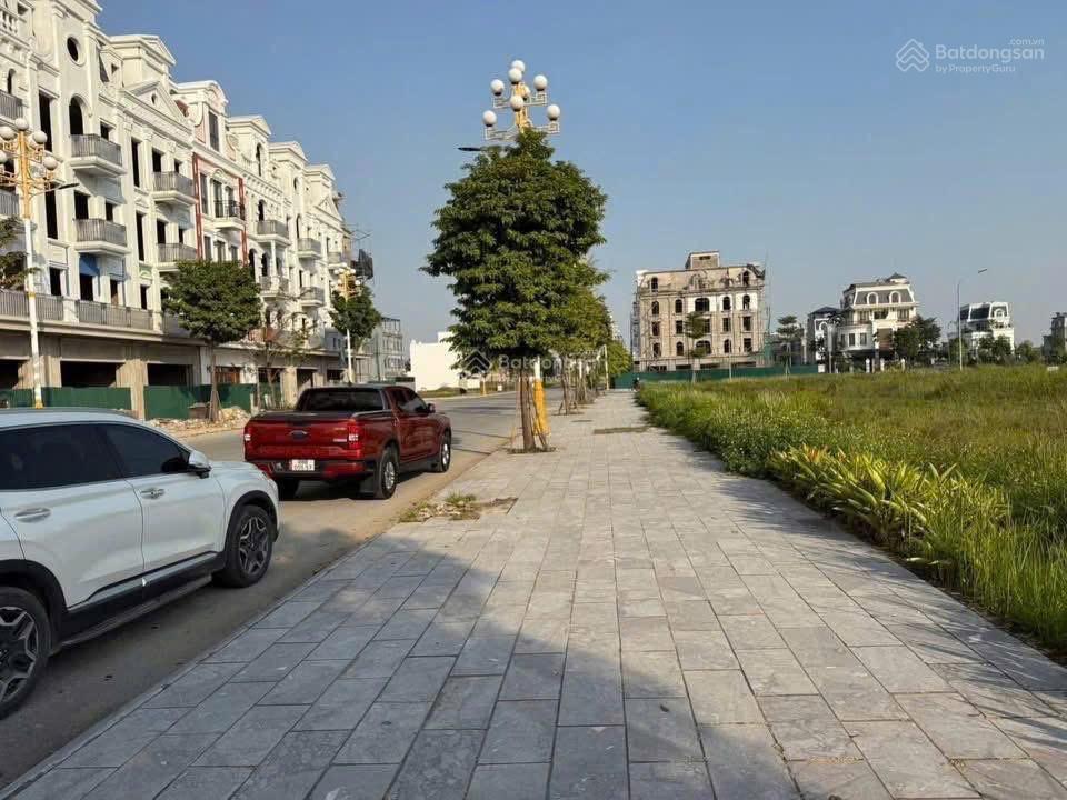 Chính chủ bán nhà phố kđt sinh thái bắc đầm vạc 5 tầng hiện đại sẵn sổ sang tên 9,8 tỷ 0988 296 ***