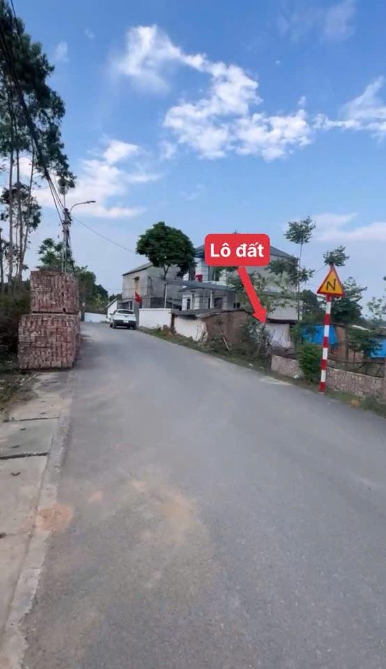 BÁN ĐẤT TRỤC CHÍNH THANH VÂN-TAM DƯƠNG-VĨNH PHÚC DT102,4m2 MT4,5m SẴN SỔ 1,2x TỶ