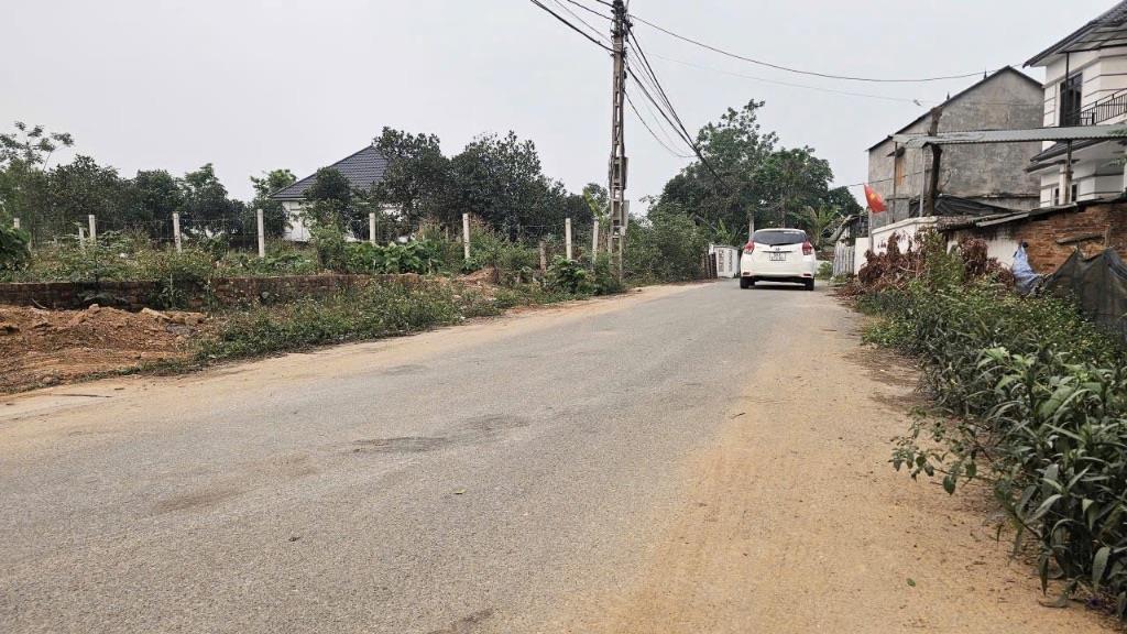 BÁN ĐẤT TRỤC CHÍNH THANH VÂN-TAM DƯƠNG-VĨNH PHÚC DT102,4m2 MT4,5m SẴN SỔ 1,2x TỶ