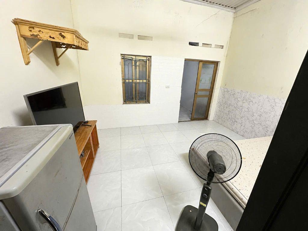 Bán nhà cấp 4 khu phân lô quân đội tập thể trường 500 Minh Quyết Khai Quang DT105m 1,65 tỷ 0988296228