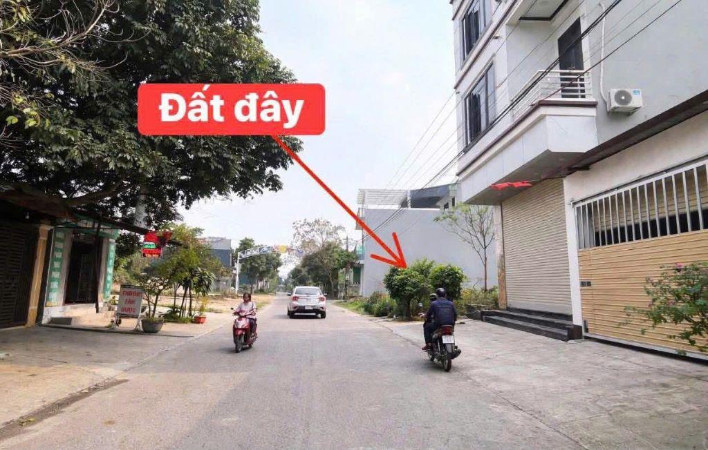 BÁN GẤP LÔ ĐẤT KINH DOANH HIẾM CỔNG CHỢ SỐ 8- KIM LONG- DT89m MT5m GIÁ CHỈ 2,18 TỶ SĐCC 0988296228