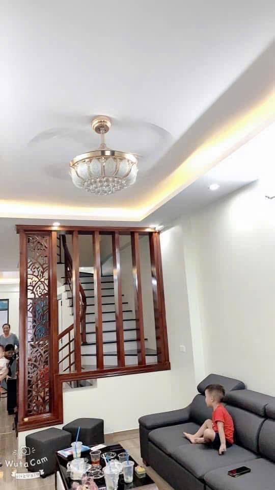 BÁN GẤP NHÀ 3 TẦNG HIỆN ĐẠI- TRUNG TÂM TP. VĨNH YÊN SÁT BV ĐA KHOA TỈNH 68,4m giá 3,45 TỶ 0988296228