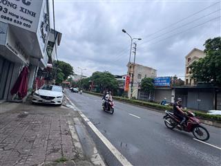 Bán gấp lô đất đẹp trung tâm TP.Vĩnh Yên, Đồng Tâm DT70,2m MT6,28m ôtô tránh giá 2,270 tỷ 0988296228
