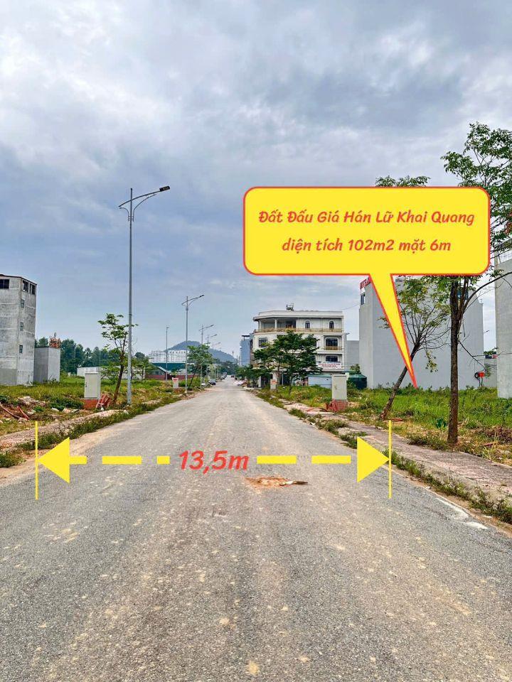 Bán gấp lô đất đấu giá dịch vụ Hán Lữ, Khai Quang DT 102m2 MT 6m đẹp nhất, giá tốt nhất thị trường. 0988296228