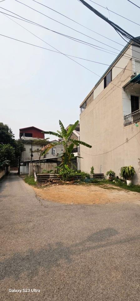 Bán gấp lô góc đất 2 mặt tiền Liên Bảo, Vĩnh Yên DT90m MT6m Full Thổ Cư sẵn sổ giá 2,38 tỷ 0988296228