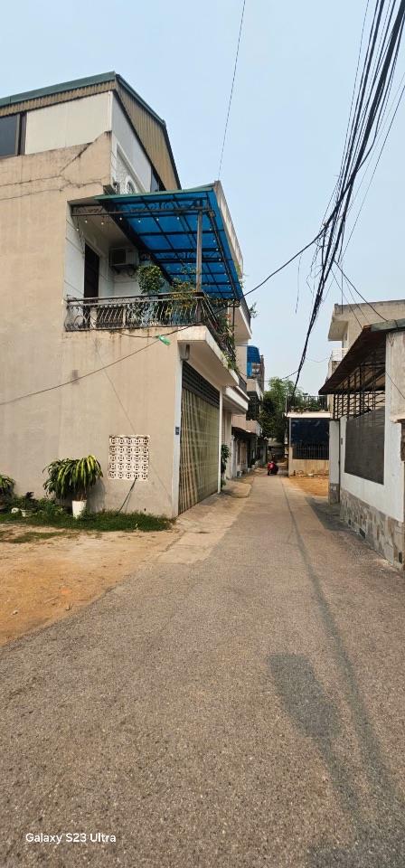 Bán gấp lô góc đất 2 mặt tiền Liên Bảo, Vĩnh Yên DT90m MT6m Full Thổ Cư sẵn sổ giá 2,38 tỷ 0988296228