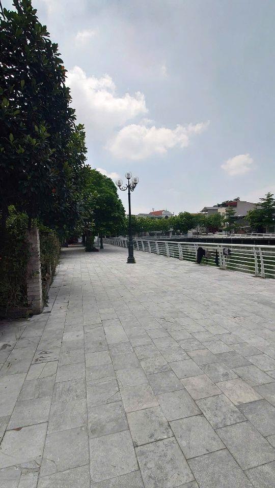 Tôi cần bán nhanh lô đất tại KDC Làng Cả, Hội Hợp DT 119m2, MT 8m nở hậu đẹp sẵn sổ giá chỉ 3,4 tỷ 0988296228