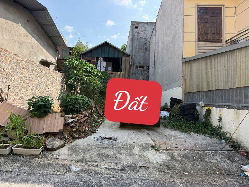 Bán lô đất đẹp phố Nguyễn Biểu, Vĩnh Yên DT 111m2 MT 6,94m cách bệnh viện đa khoa tỉnh 300m 3,75 tỷ 0988296228