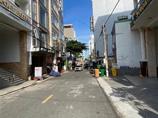 Bán lô đất giá rẻ duy nhất khu vực ngay bãi sau xd khách sạn ( s=126m2) + ngang 6m + sổ hồng riêng