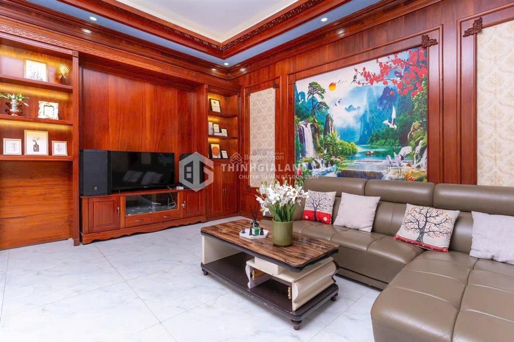 Cần bán biệt thự 327m2, gần biển bãi sau, khu lạc long quân, phường 2, vũng tàu, giá 28 tỷ