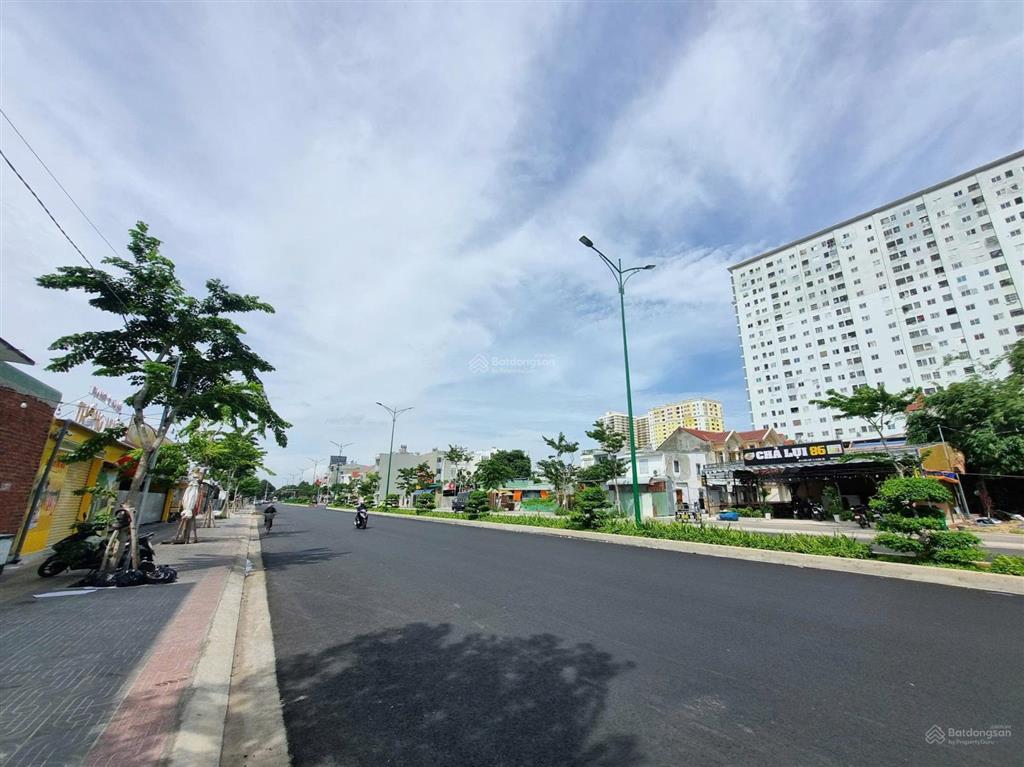 Bán mặt tiền thống nhất, p3 (dt 151m2) + ngang 8.4m  vị trí kd đắc địa + giá 25,5 tỷ tl chính chủ