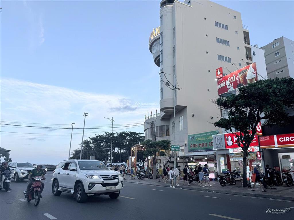 Bán mặt tiền hoàng hoa thám view biển, phường 2 + (dt 131m2) + nhà 1t + 2l + vị trí kd đắc địa