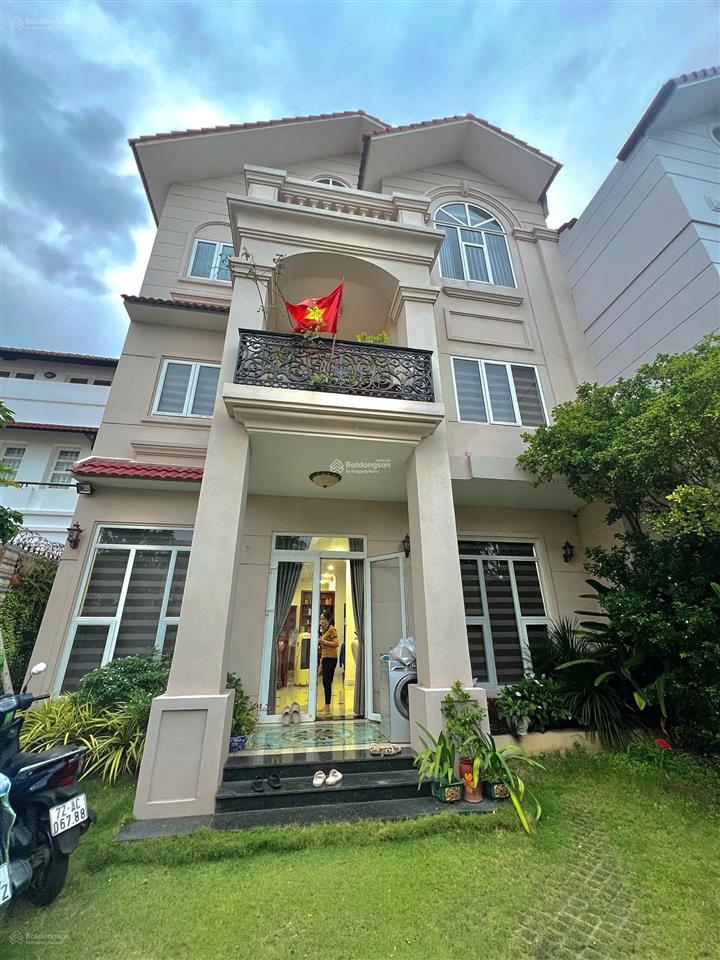 Biệt thự đẹp lạc long quân 200m² xây tâm huyết tại khu nghỉ dưỡng bãi sau vũng tàu 24 tỷ