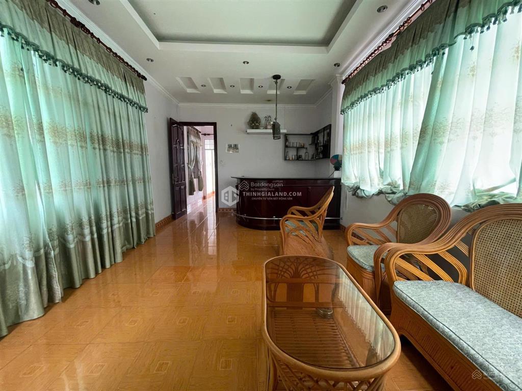 Bán căn góc 2 mặt tiền hoàng hoa thám, p2 + (dt 100m2) + nhà 1t 3l + vị trí kd