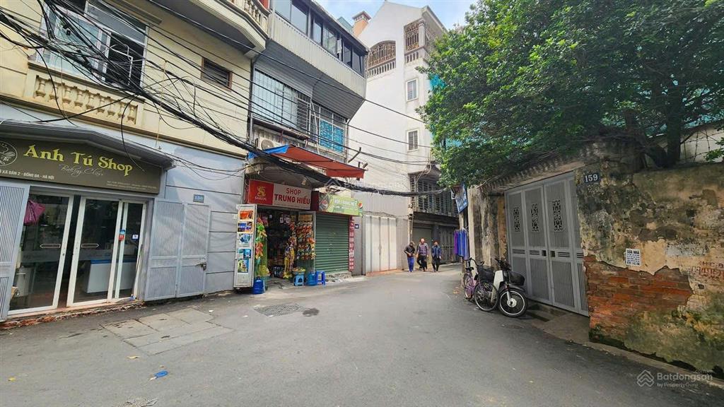 Bán nhà xuân đỉnhcách mặt đường 50mô tô vào nhà
diện tích 79.5m mt 5.7m