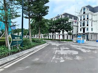 Chính chủ gửi bán  một căn hiếm có  shophouse embassy  starlake, dt 120 m2 2 mặt đường