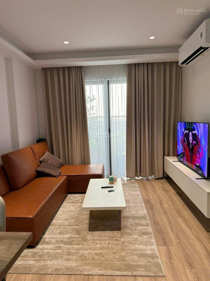Nhà tốt, giá rẻ 61m2 sổ hồng, giá 3,4 tỷ, nội thất đẹp