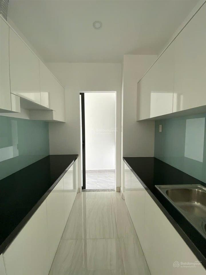 Cho thuê căn hộ ctl 3 phòng ngủ giá 10tr