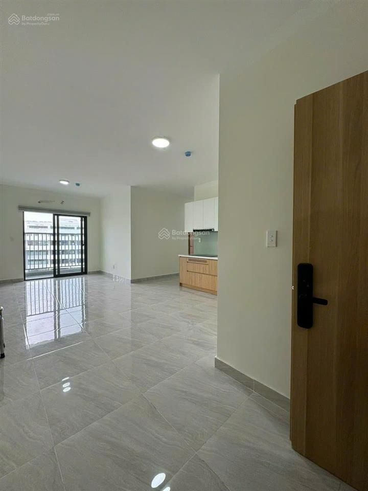 Cần cho thuê stown 3 phòng ngủ, dt 88m2, giá 10tr