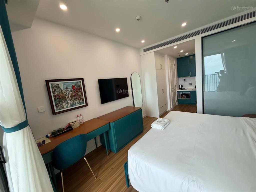 Bán căn hộ 2 phòng ngủ view biển