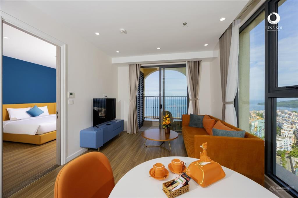 Cắt lỗ sâu căn hộ 1pn view biển tầng 18 tòa sky, đã vào full nội thất đang vận hành