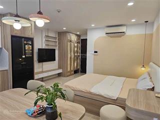 3,4 tỷ  sở hữu ngay căn studio full đồ đẹp toà c2 vinhomes d'capitale trần duy hưng 0777 393 ***